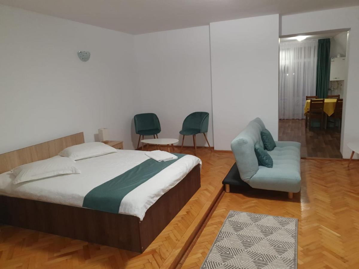 Studio Apartments Alba Iulia Zewnętrze zdjęcie